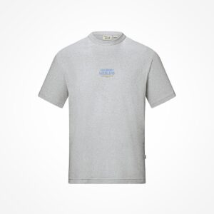 Ein schlichtes hellgraues Kurzarm-T-Shirt mit einem kleinen blauen HAKRO MERLINS-Logo auf der linken Brust auf weißem Hintergrund.